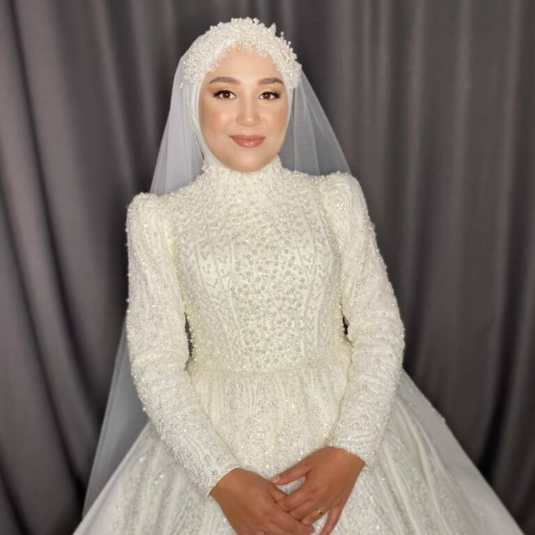 Esra Şahin Güzellik & Kuaför Salonu