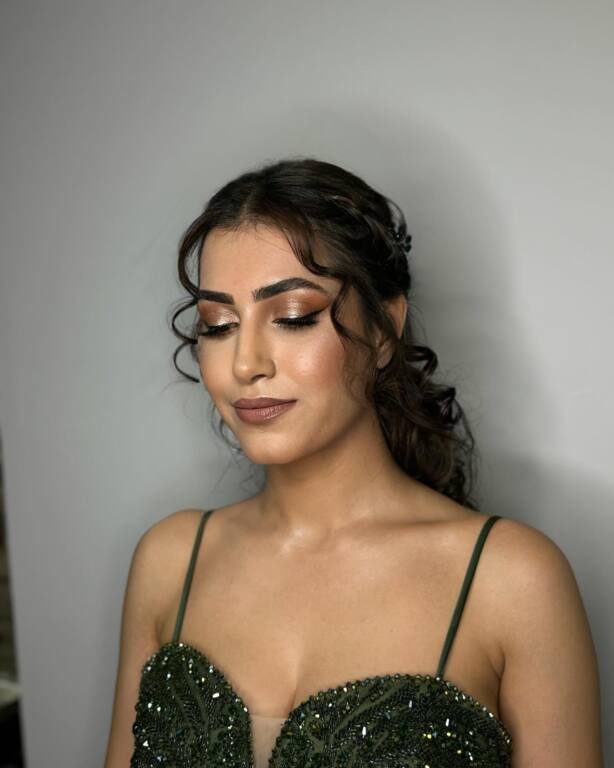 Zeynep Şahin Kuaför Makeup