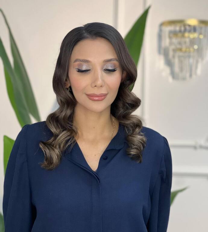 Büşra Arslan Saç Makyaj Tasarım