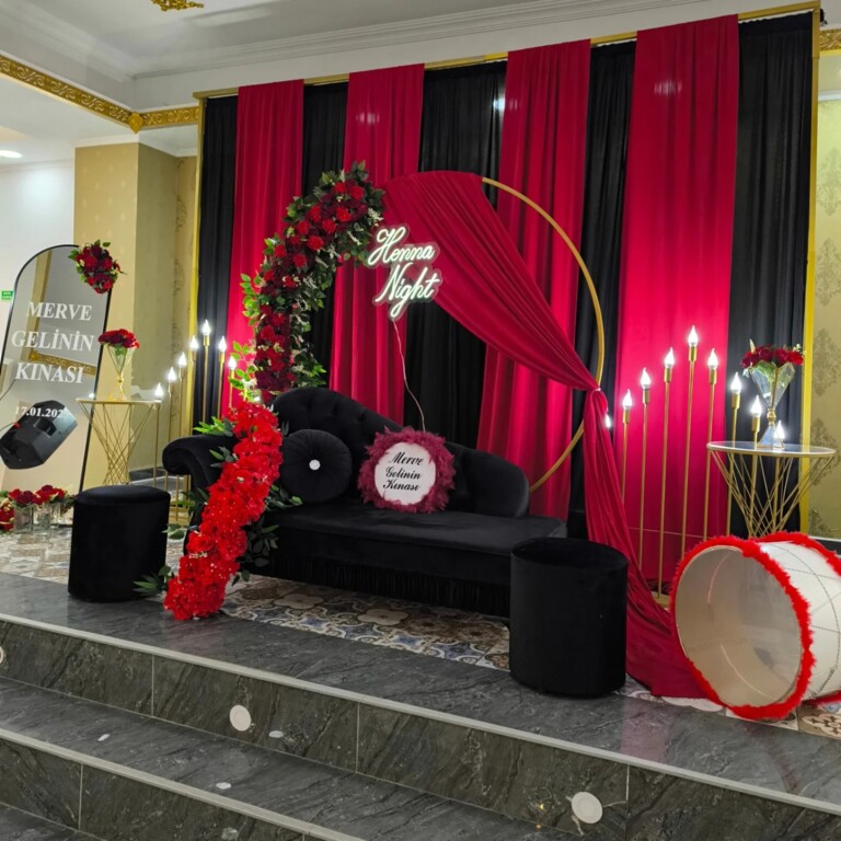 Gülümseten Anlar Organizasyon Süs Evi