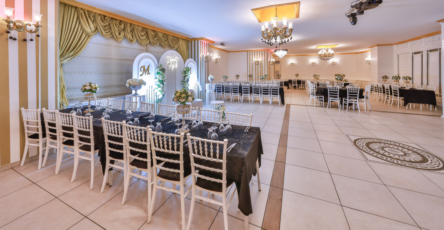 Piramit Düğün Davet