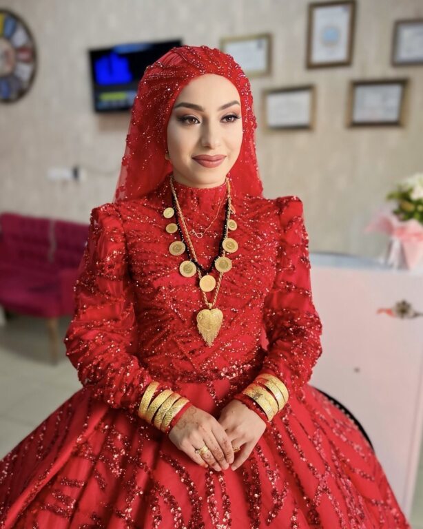 Nazenin Bayan Kuaförü