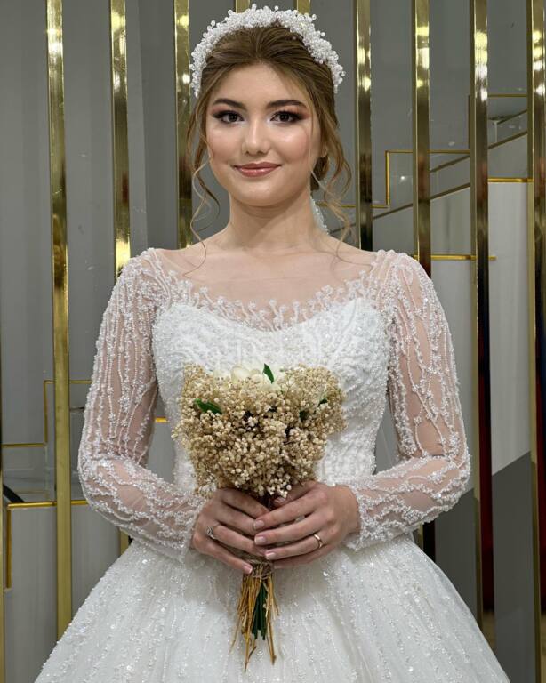 Sultan Çelik Gelinlik