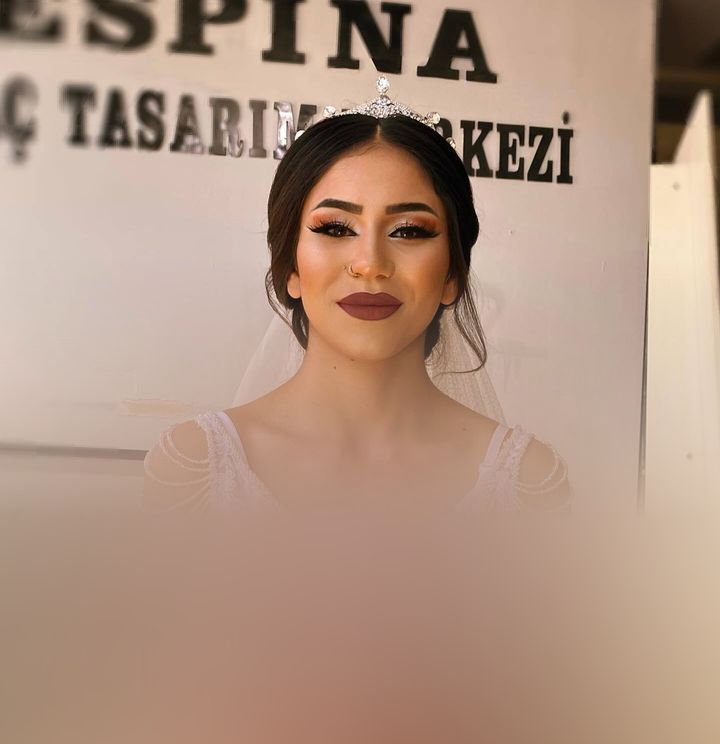 Espina Ezgi Avşar Kuaför Güzellik Salonu