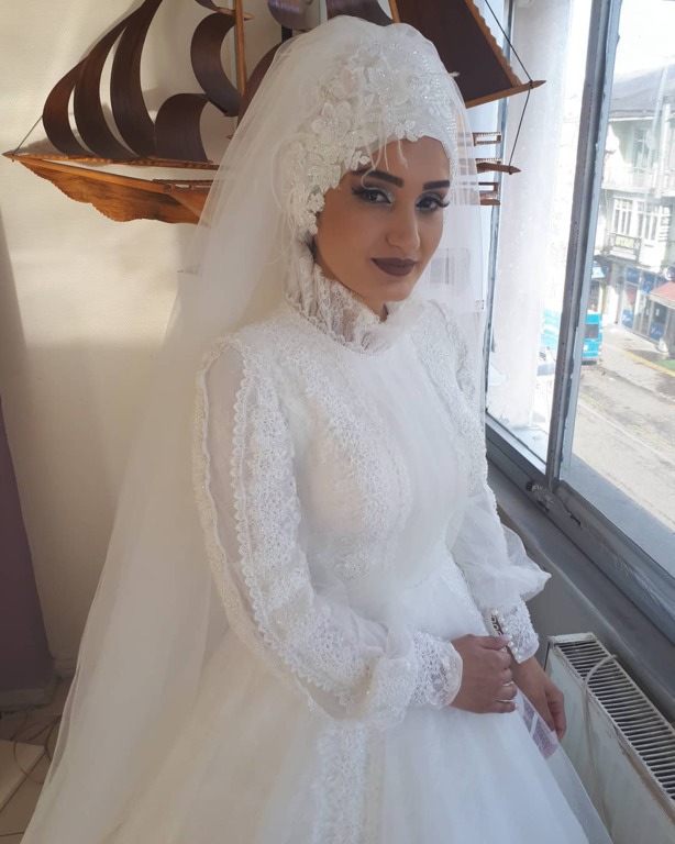 Espina Ezgi Avşar Kuaför Güzellik Salonu