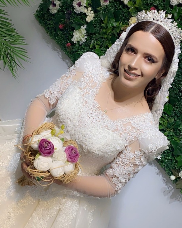 Espina Ezgi Avşar Kuaför Güzellik Salonu