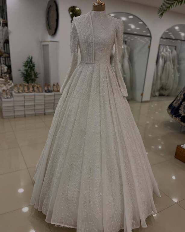 Mi̇na Geli̇nli̇k & Moda Evi̇