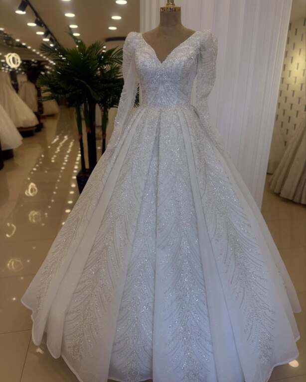 Mi̇na Geli̇nli̇k & Moda Evi̇