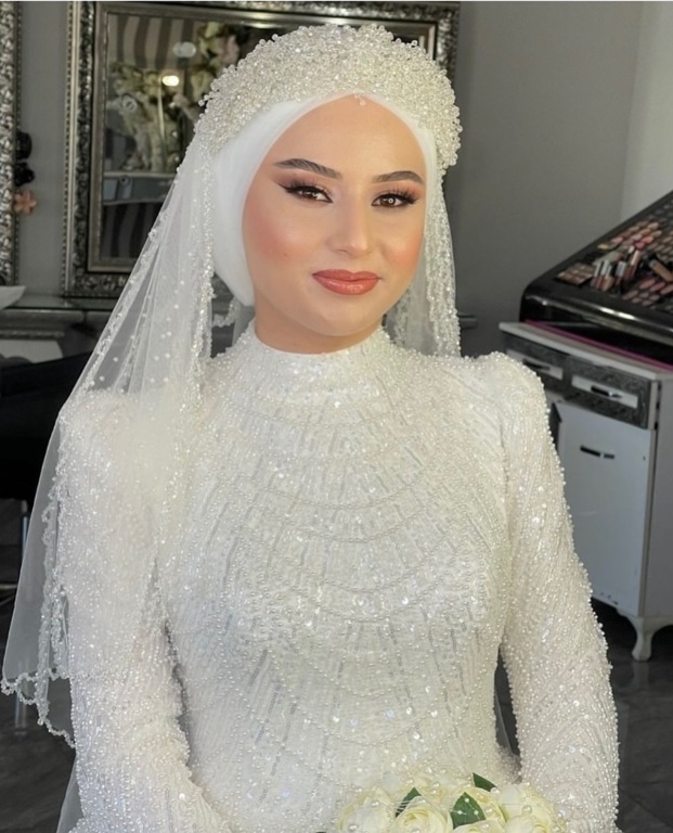 MH Gelinlik ve Güzellik Salonu