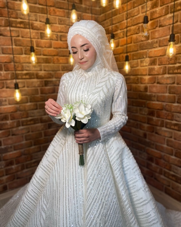 MH Gelinlik ve Güzellik Salonu