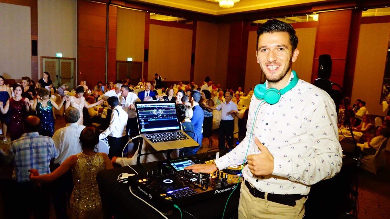 DJ Özgür Erboyacı