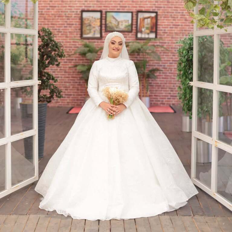 Nesli Bride