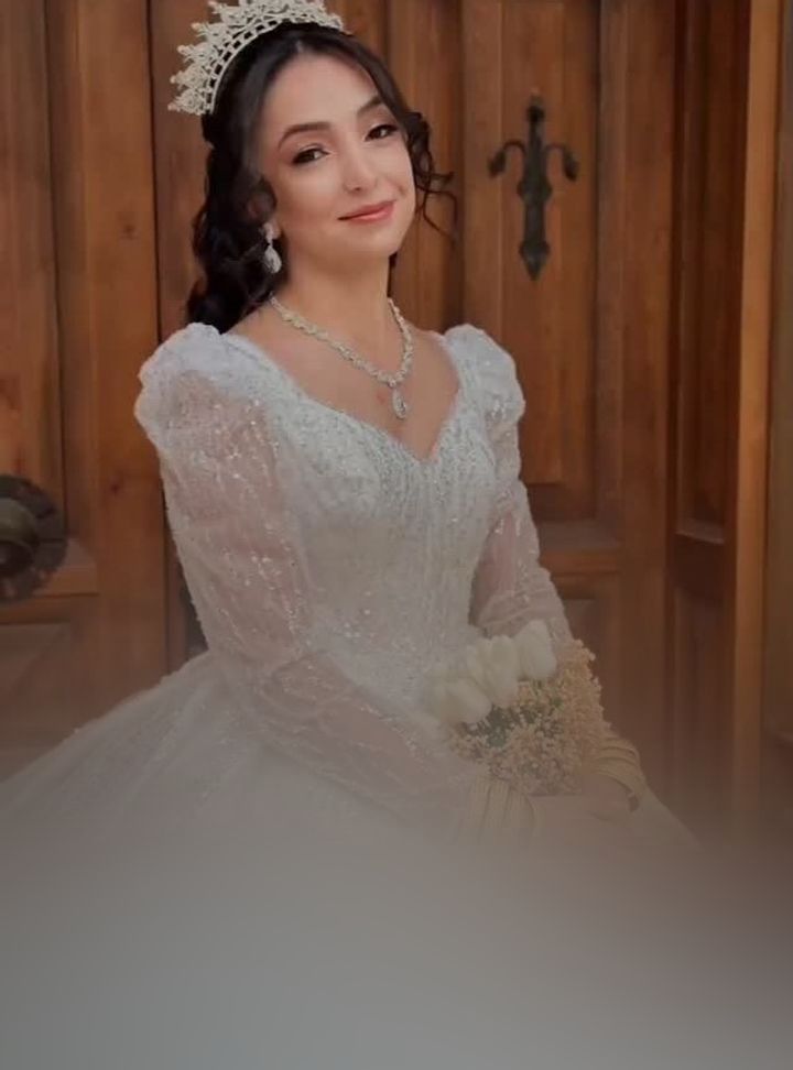 Nazan Gelinlik