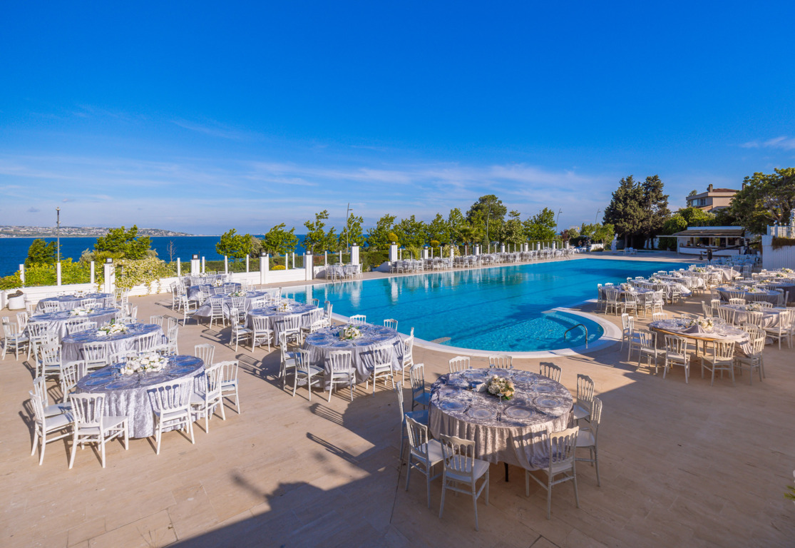 Oba My Club Poolside Wedding