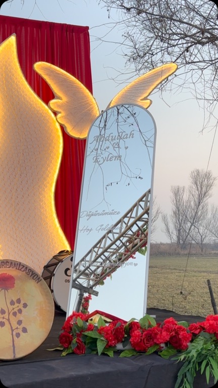 Yüce Kına ve Organizasyon