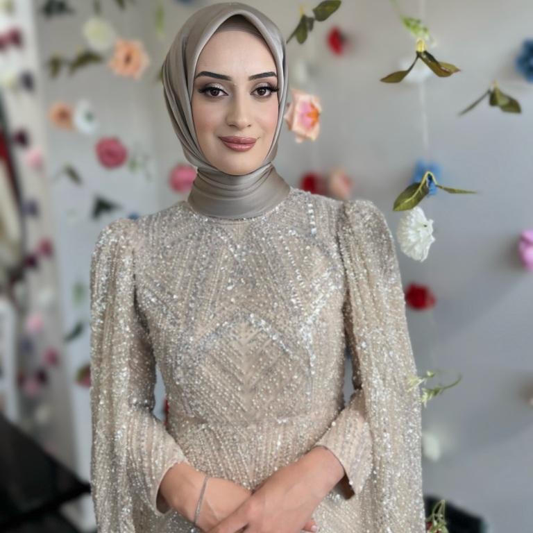 Rozis Pro Makeup Studio