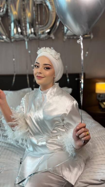 Rozis Pro Makeup Studio