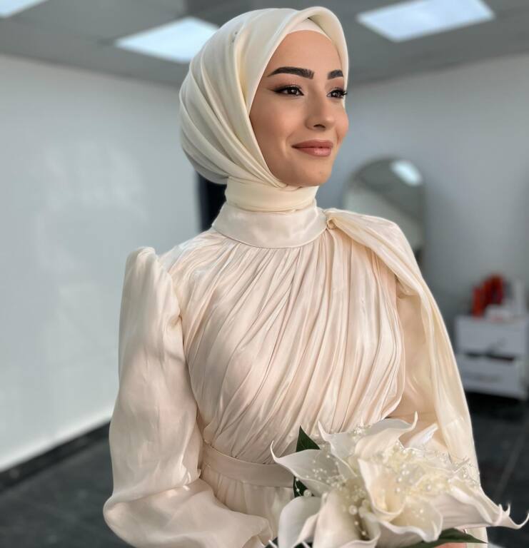 Rozis Pro Makeup Studio