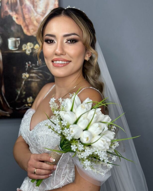 Nazmi Bayan Kuaförü