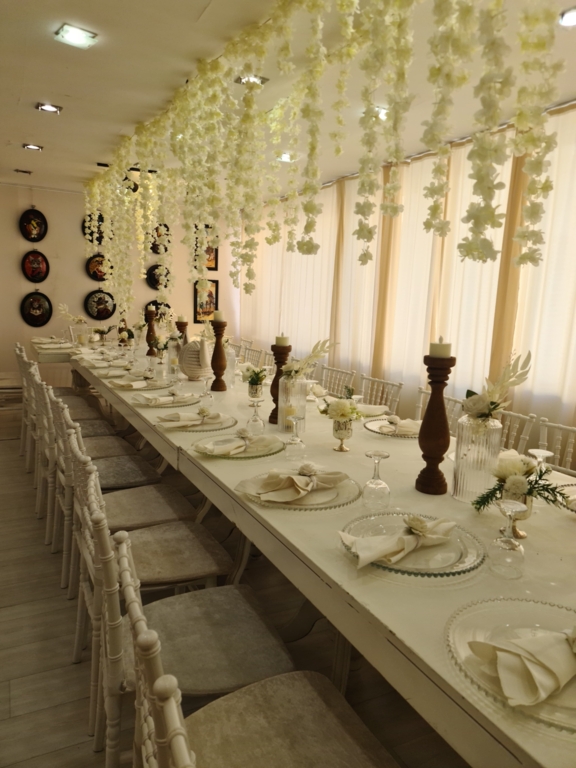 Suare İstanbul Erenköy Art