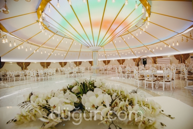 Bizim Ora Düğün Bahçesi