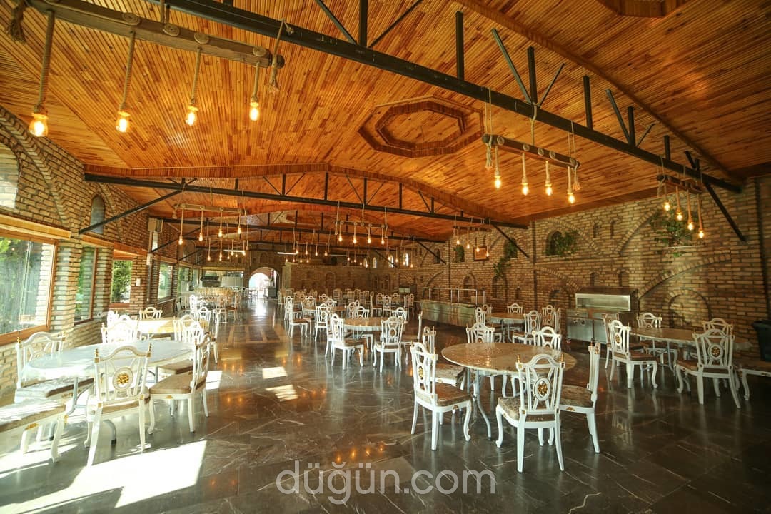 Bizim Ora Düğün Bahçesi