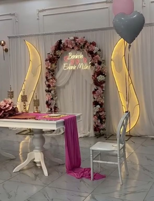 Swing Davet Evi