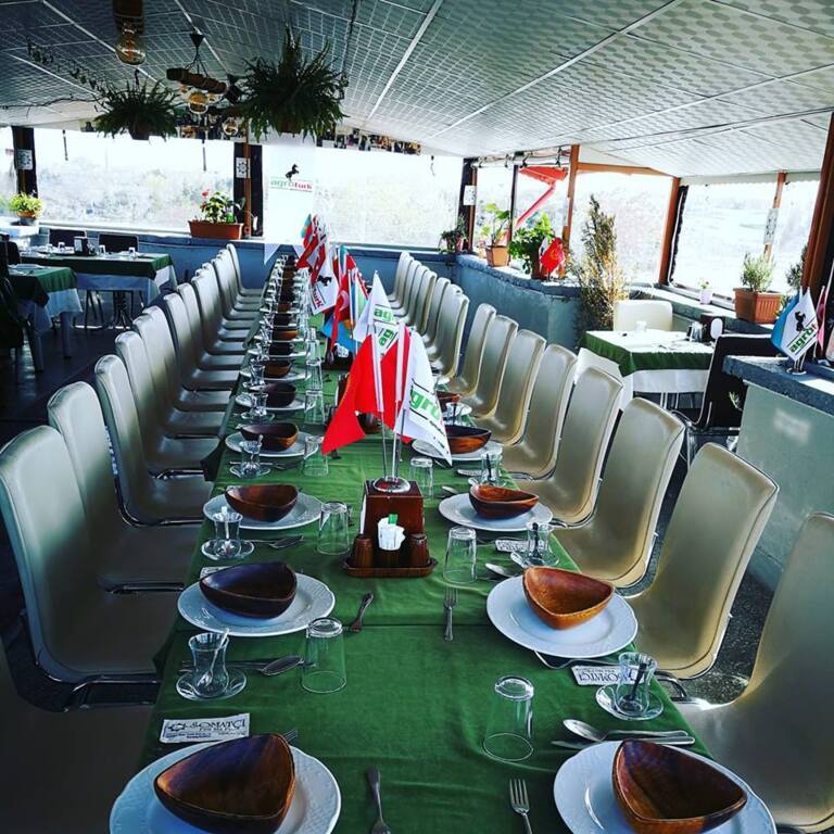 Somatçi Fihi Ma Fih Restaurant