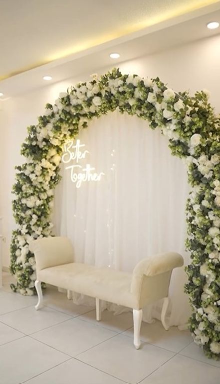 Lovent Davet Evi