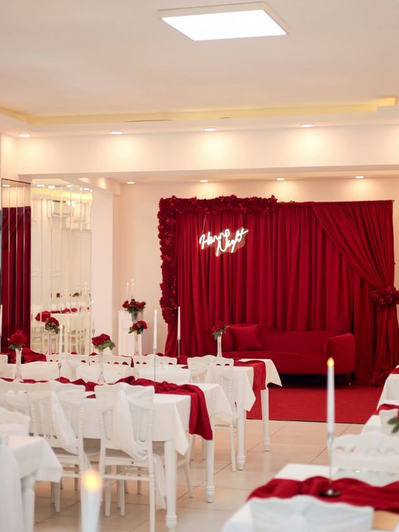 Lovent Davet Evi