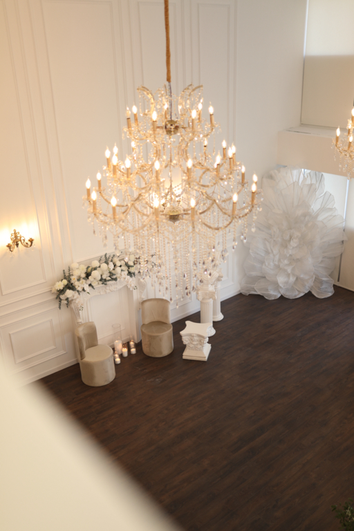 White Elegance Event
