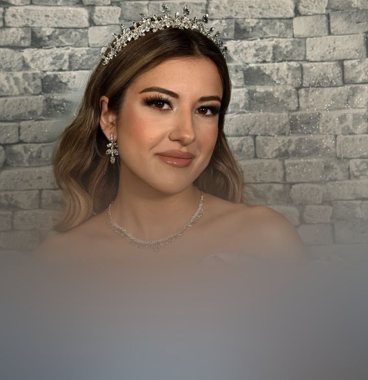 Make-up Artist by Yasemin