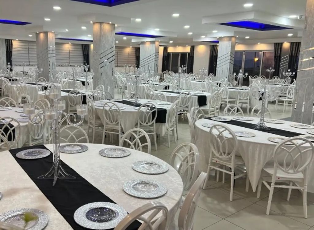 Taşra Düğün Salonu