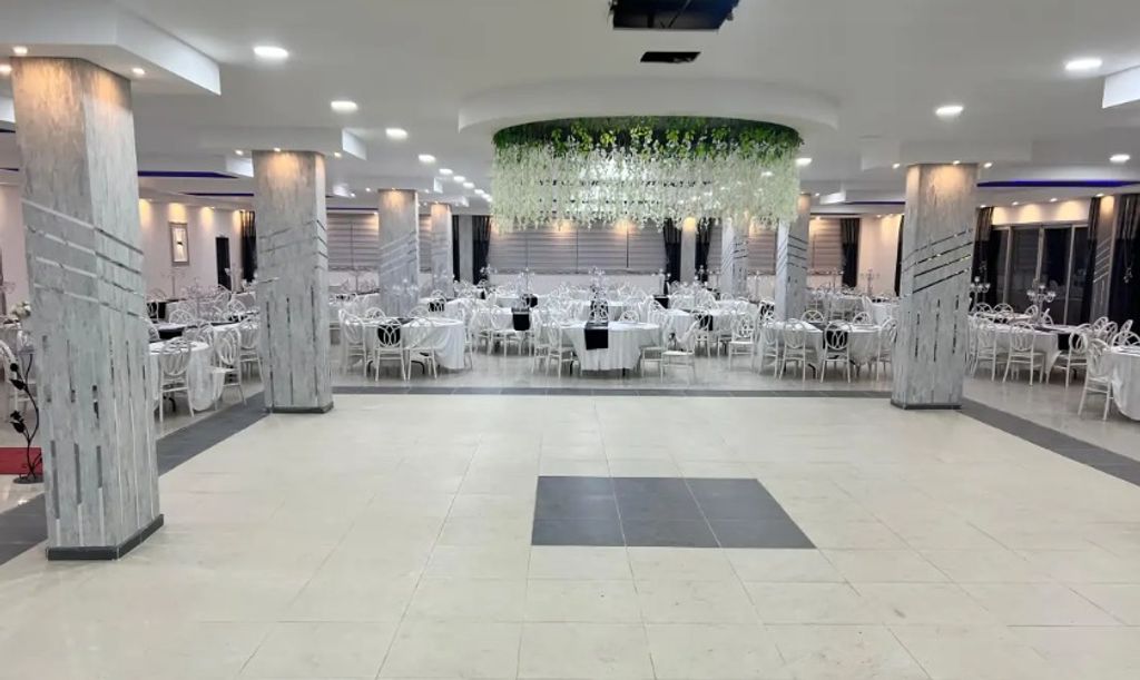 Taşra Düğün Salonu