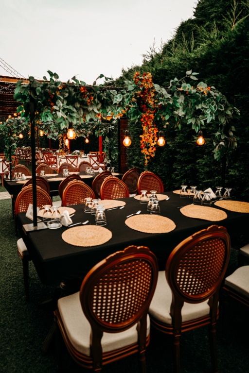 Botanik Garden Rustik Bahçe