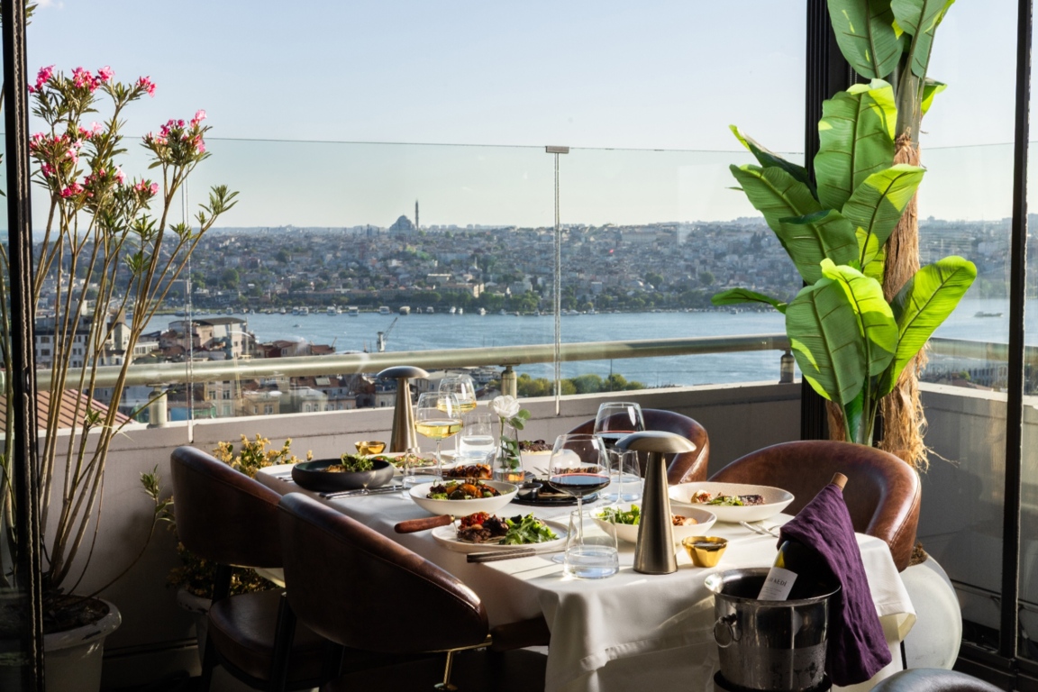 Vetiver İstanbul Rixos Pera