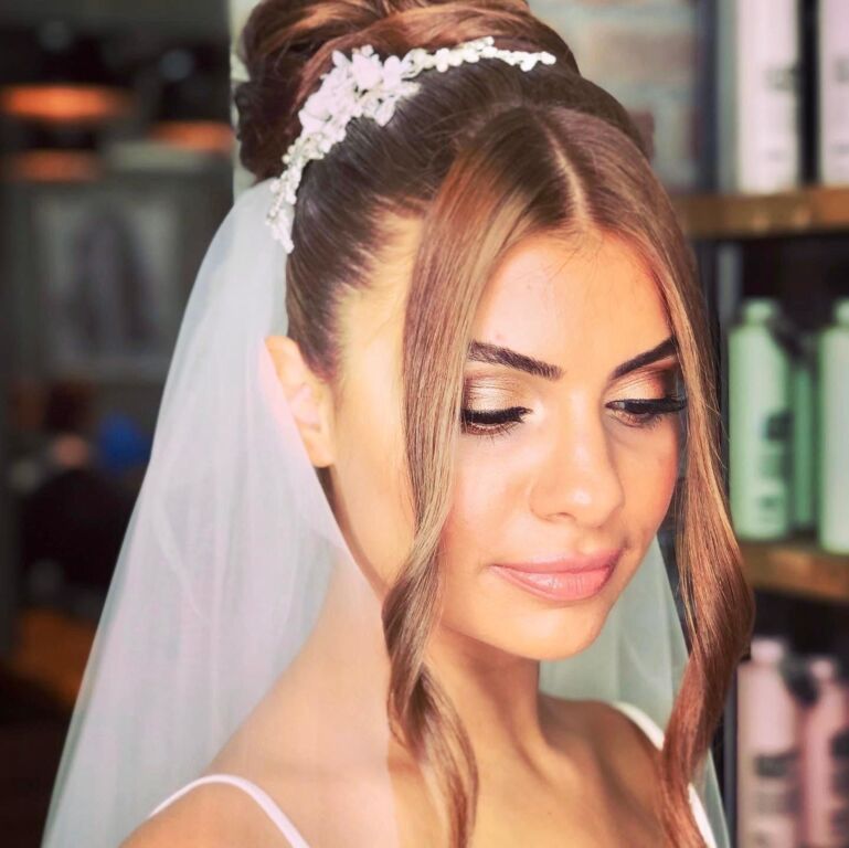 Make-up Artist By Fatoş