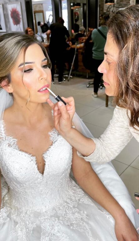 Make-up Artist By Fatoş