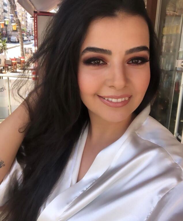 Make-up Artist By Fatoş