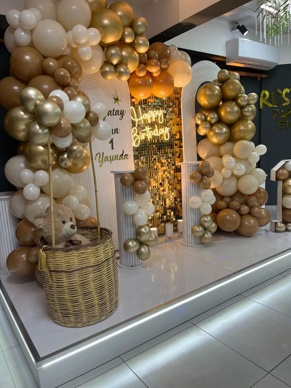 Rustik Parti Evi