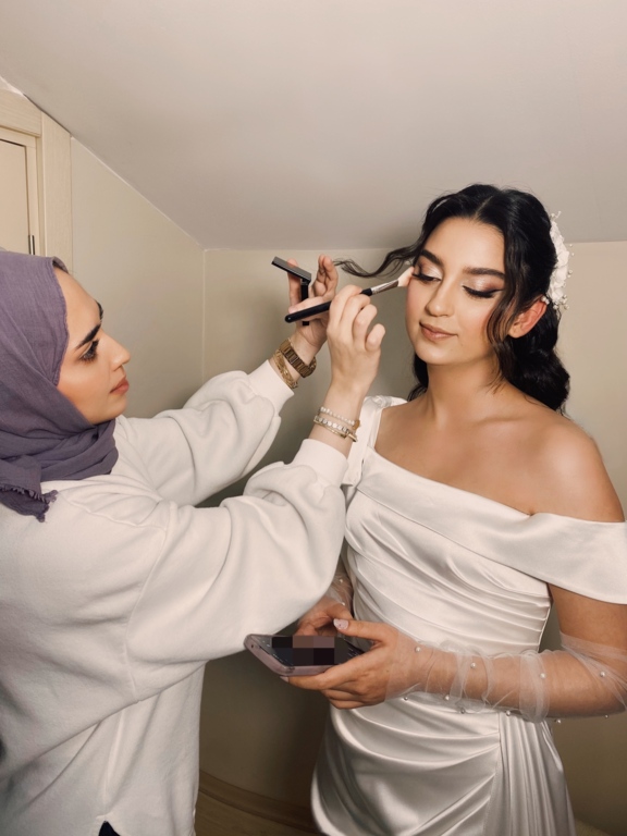 Make Up Artist By Meryem Ünal