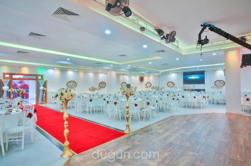 Konyaaltı Wedding