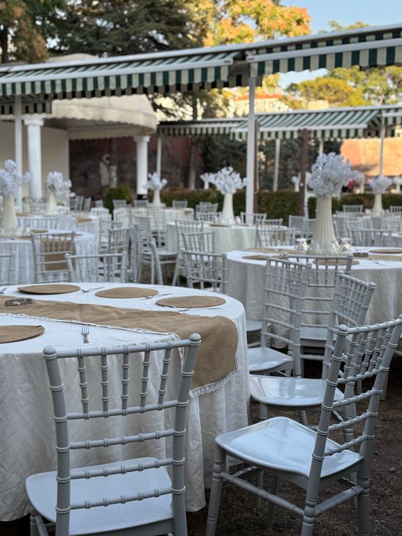 Newesta Kır Bahçesi