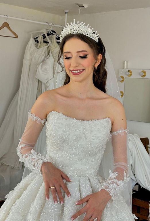 Kübra Yüce Make Up Artist