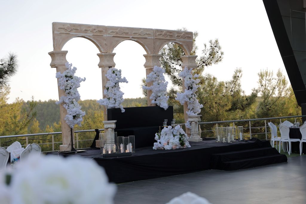 Green Hills Luxury Wedding