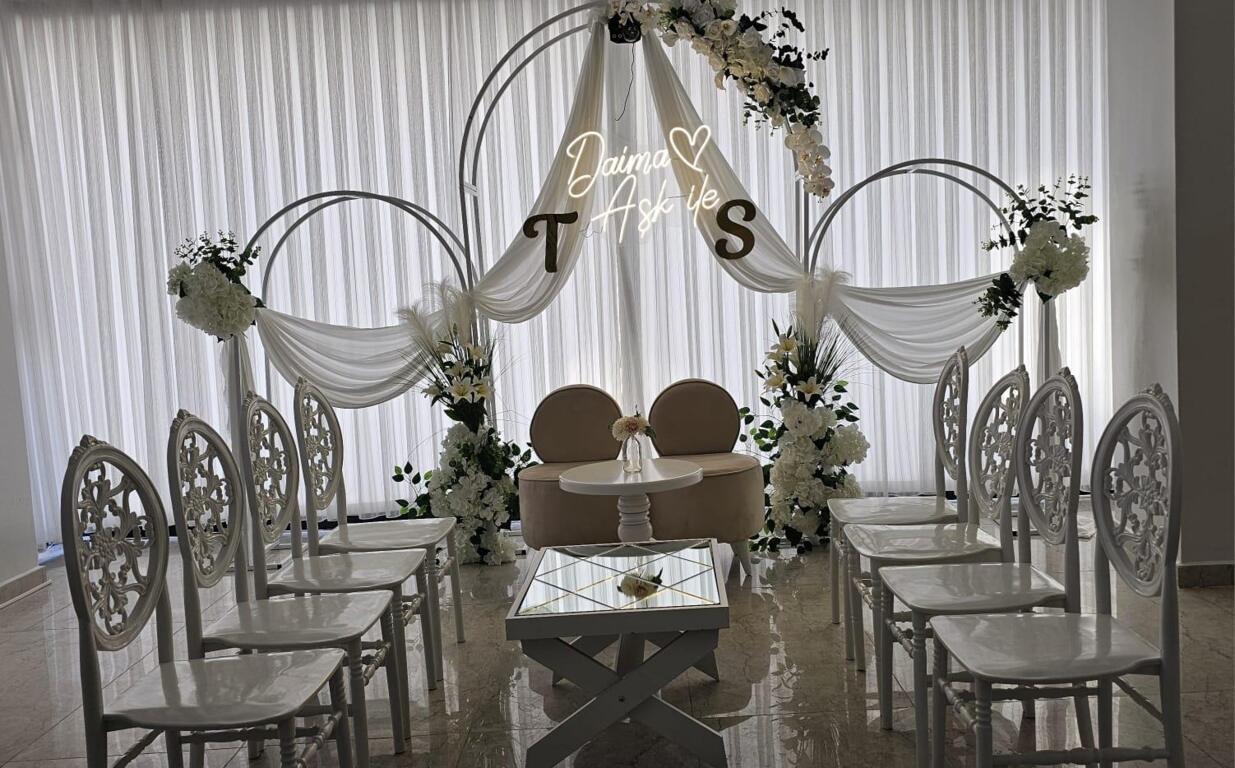 Parla Davet Evi