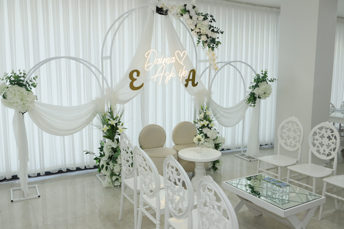 Parla Davet Evi