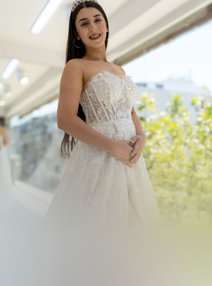 Madame Lara Moda Evi 