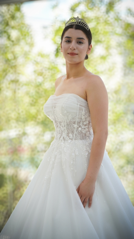 Madame Lara Moda Evi 