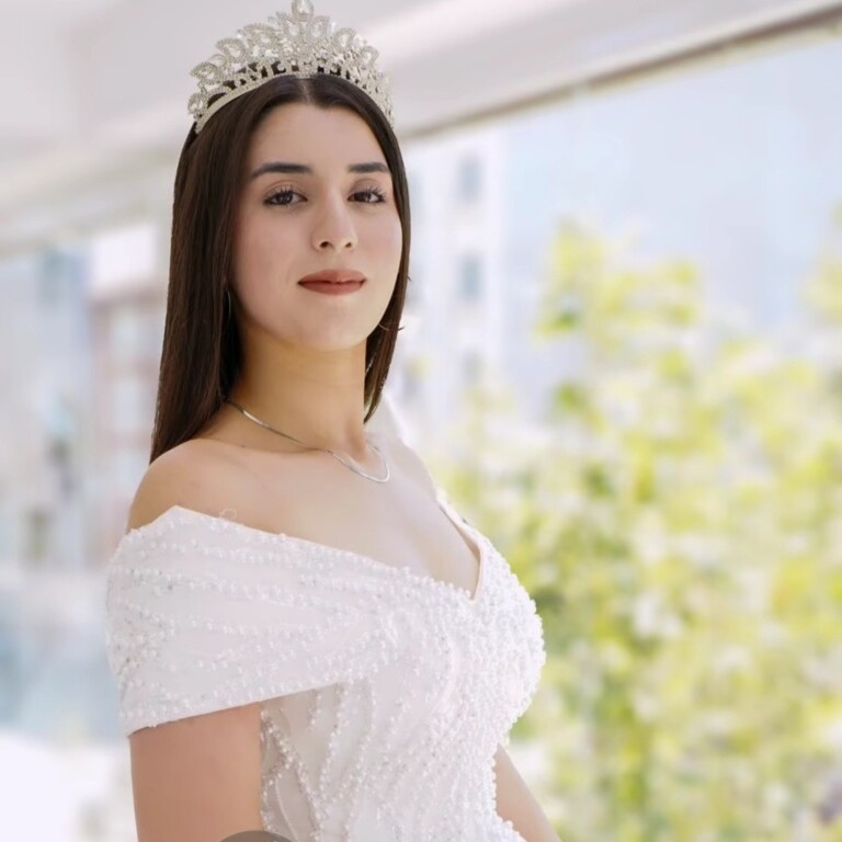Madame Lara Moda Evi 